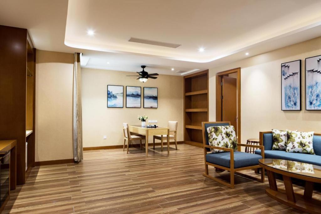 Cheermore Recreation Hotel Guangzhou Zhimao Yuan Ecological Spa Leisure Hotel Exterior foto