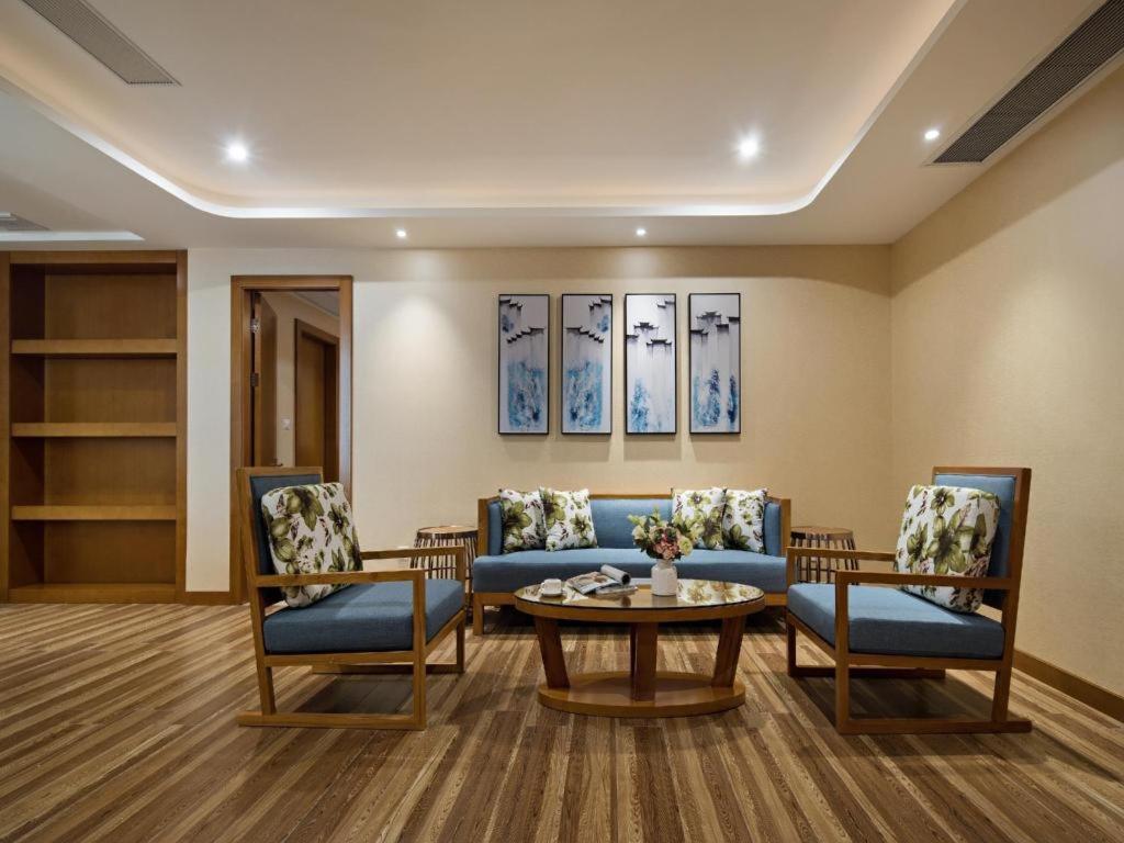 Cheermore Recreation Hotel Guangzhou Zhimao Yuan Ecological Spa Leisure Hotel Exterior foto